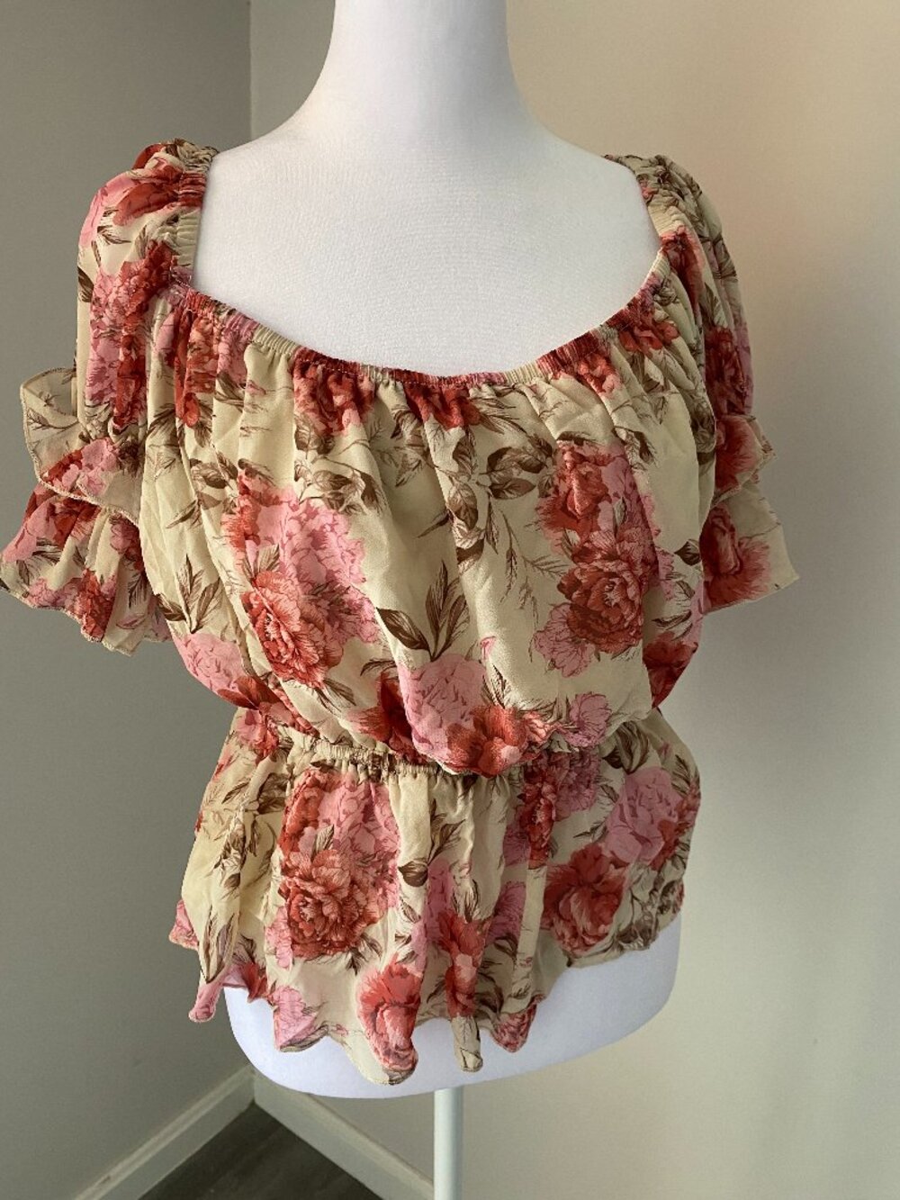 Floral Peplum Open Back Blouse